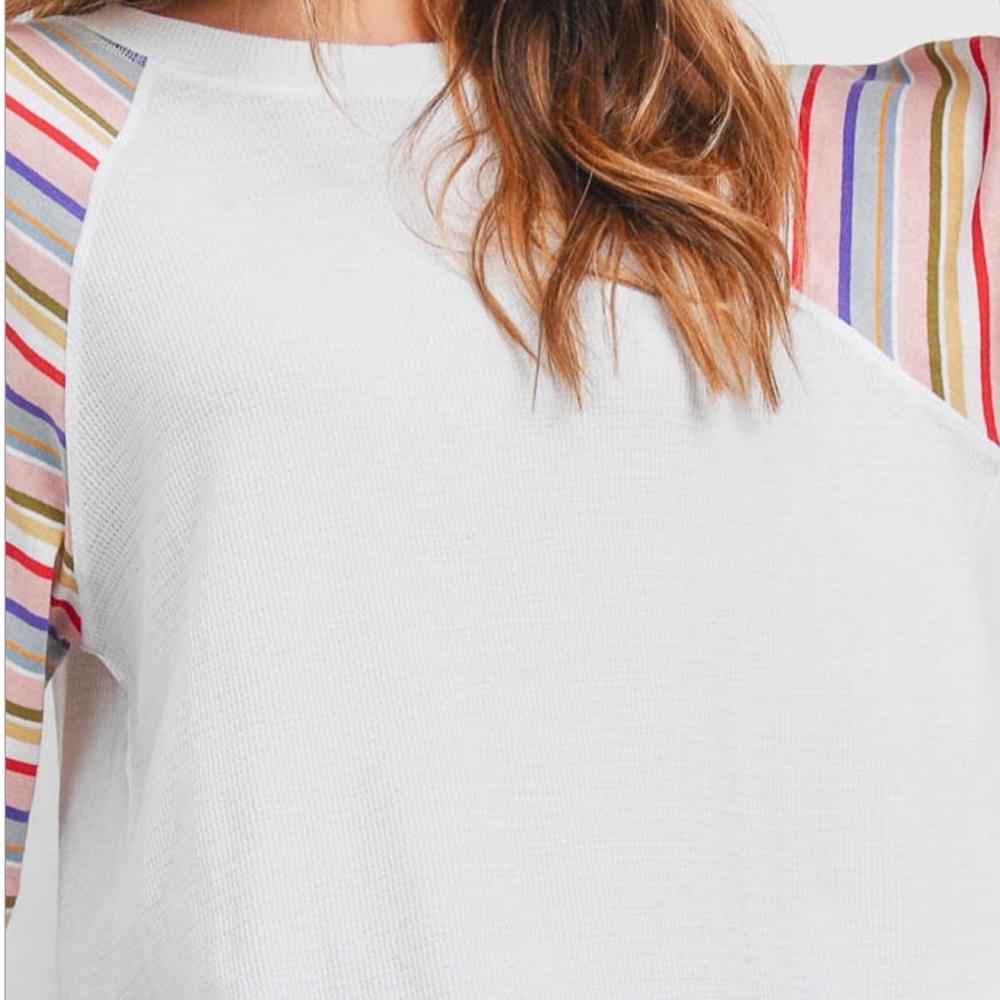 VERY J Casual Chic White Thermal Relaxed Top - Picture 5 of 8